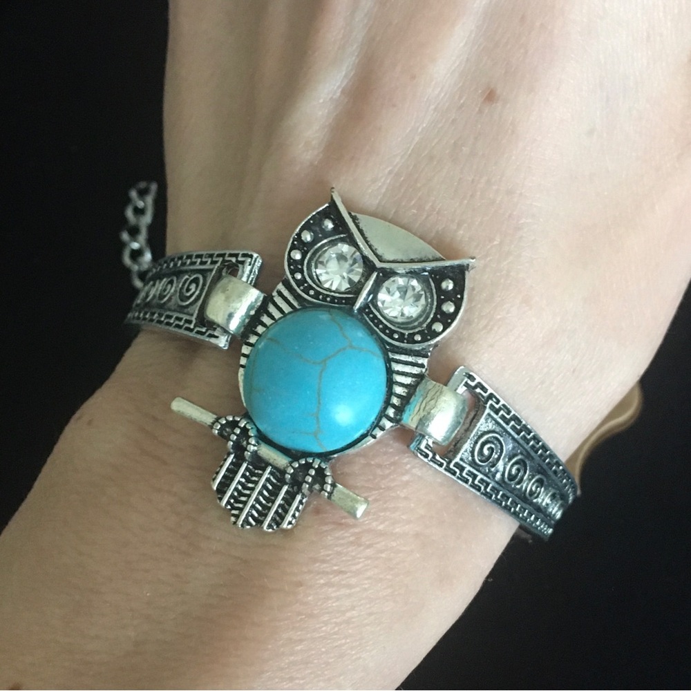 Faux Turquoise Silver Tone Owl Bracelet Fashion Jewelry